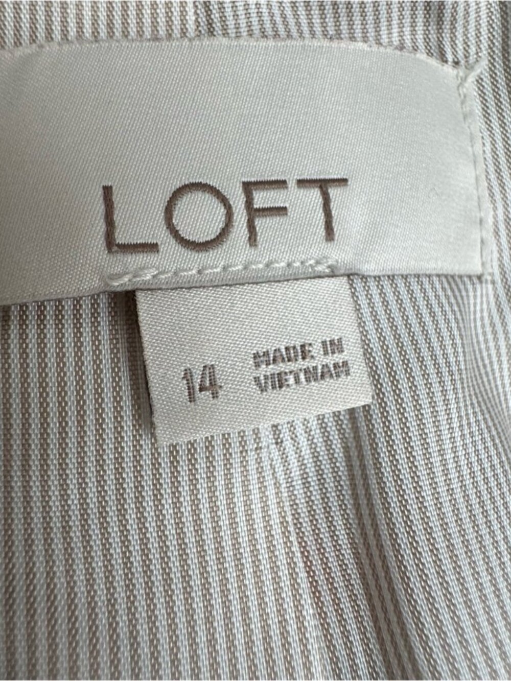 LOFT Plaid Blazer Women’s 14 Pink Cream Tailored Preppy bronze Button Jacket - Picture 3 of 7